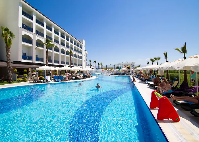 Port River Hotel & Spa Side